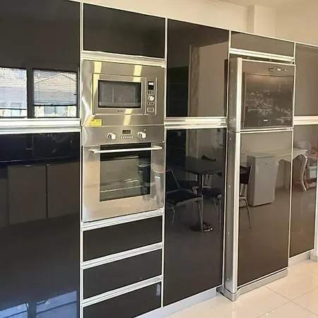 빌라 Hot Tub-fireplace-pets-sleeps 11-bbq-pool-parking 달리안