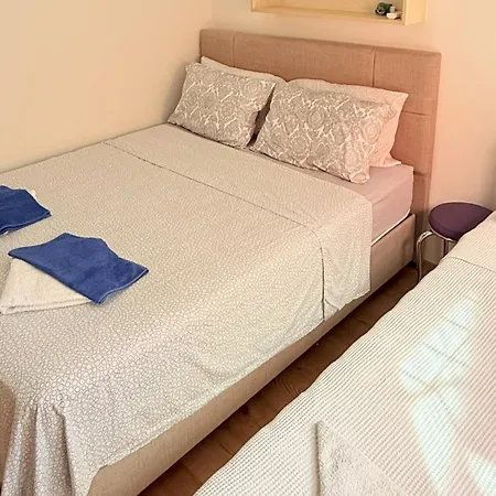 Hot Tub-fireplace-pets-sleeps 11-bbq-pool-parking 빌라 달리안